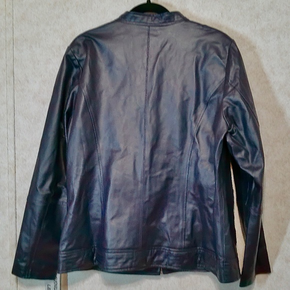 NWT MetroStyle Deep Purple Genuine Leather Woman’s Jacket, w/ Purple Lining Sz16 - Picture 3 of 6